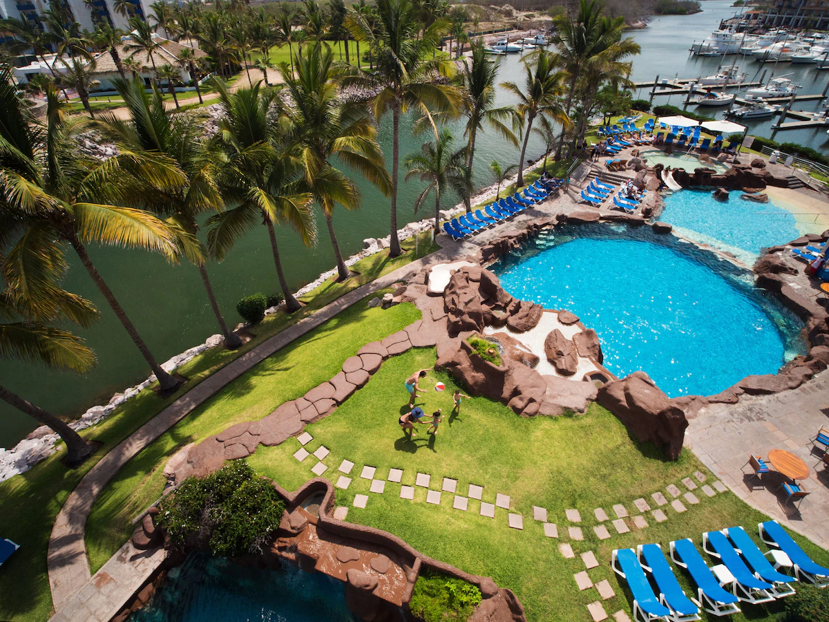 El Cid Marina Beach Hotel